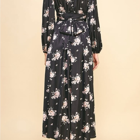 Pinch Women’s Black Satin Smoked Maxi Slit Floral Long Sleeve V Neck Dress Med - Picture 2 of 15